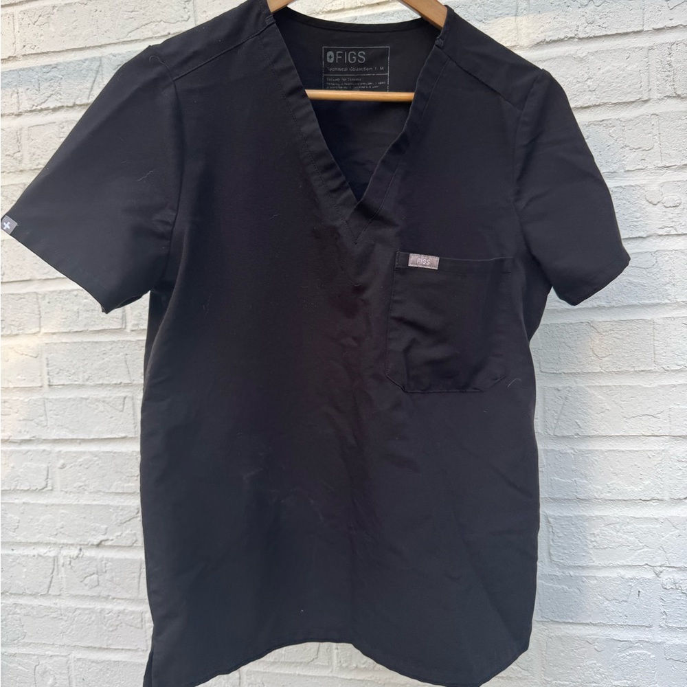 FIGS Womens Black Shirt